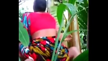 Outdoor indian pissing