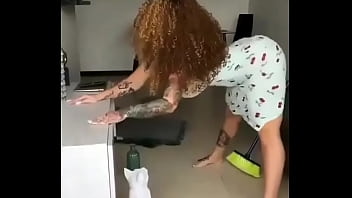 Maid Moriah Mills shakes soft ass and cleans