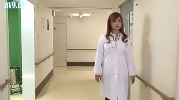 Female doctor be time stopped in hospital