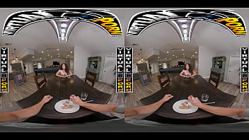 VIRTUAL PORN - Willow Ryder's Pussy Is The Most Important Meal Of The Day #VR