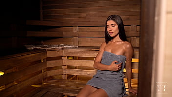 She gave herself to the first guy she met in a public sauna
